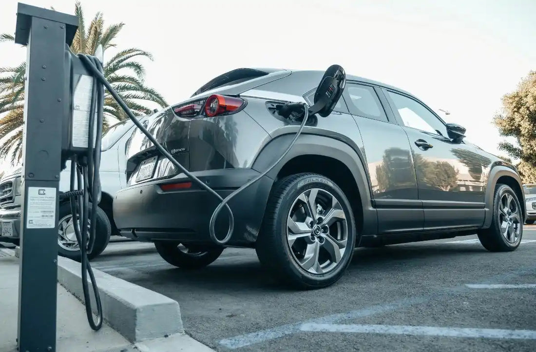 EV Car Charger iHelios